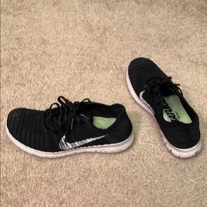 Nike Free TN Flyknit sneakers